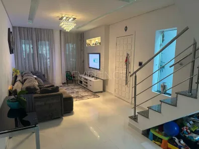 Sobrado com 3 Quartos à venda, 200m² no Jardim Textil, São Paulo