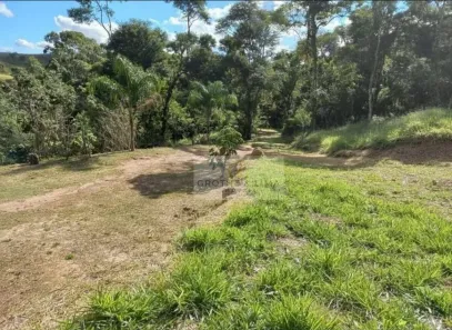 Fazenda/Sítio à venda, 300m² no Barreiro, Taubaté