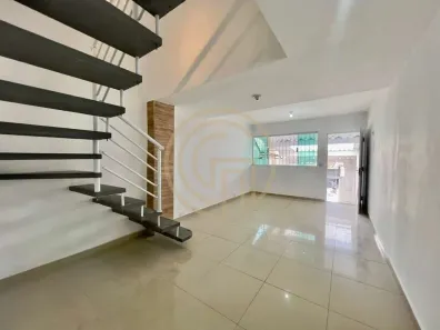Sobrado com 2 Quartos à venda, 125m² no Jardim Satélite, São Paulo
