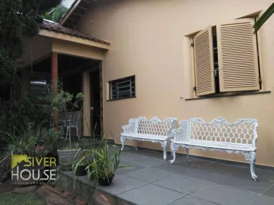 Sobrado com 3 Quartos à venda, 270m² no Jardim Itacolomi, São Paulo