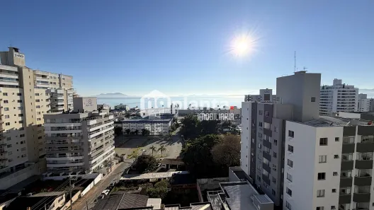 Apartamento com 3 Quartos para alugar, 104m² no Barreiros, São José