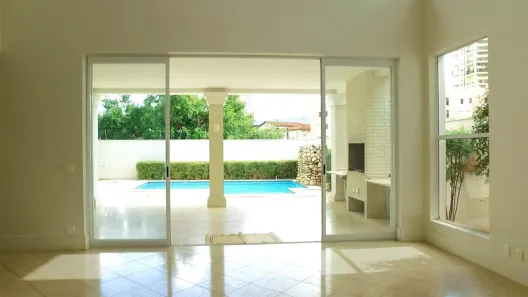 Casa com 4 Quartos à venda, 364m² no Irmãos Soares, Uberaba