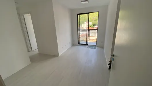 Apartamento com 2 Quartos à venda, 42m² no Vila Kosmos, Rio de Janeiro