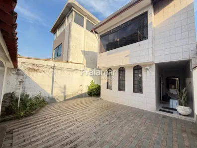 Casa com 3 Quartos à venda, 200m² no Centro, São Vicente