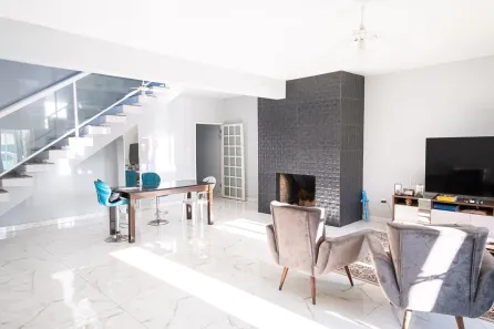 Casa com 5 Quartos à venda, 251m² no Fragata, Pelotas