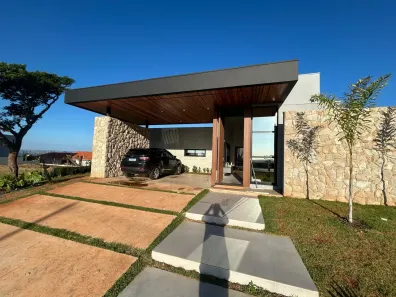 Casa com 3 Quartos à venda, 200m² no Condomínio Riviera de Santa Cristina XIII, Paranapanema
