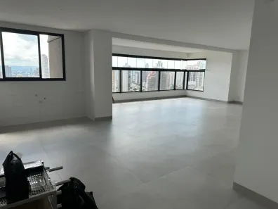 Apartamento com 3 Quartos à venda, 188m² no Setor Bueno, Goiânia