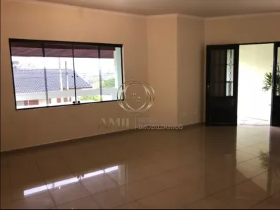 Sobrado com 3 Quartos à venda, 250m² no Jardim Terras de São João, Jacareí