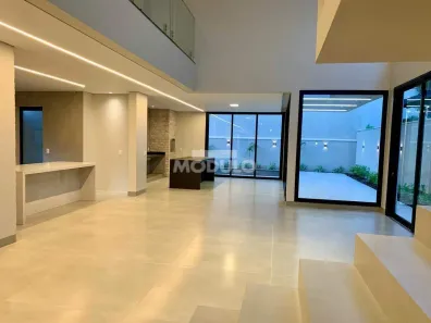 Casa de Condomínio com 4 Quartos à venda, 367m² no Jardim Sul, Uberlândia