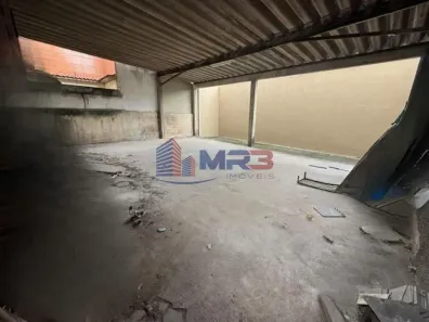 Galpão/Depósito/Armazém à venda, 300m² no Taquara, Rio de Janeiro