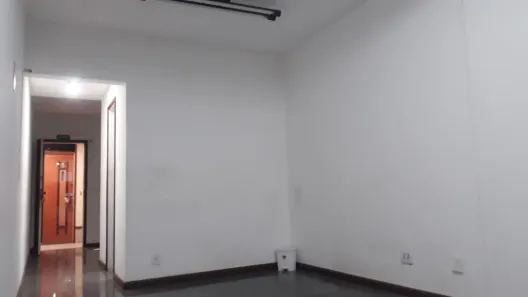 Sala Comercial à venda, 30m² no Santa Lúcia, Vitória