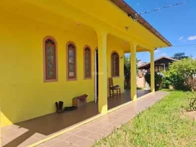 Casa com 4 Quartos à venda, 238m² no Carianos, Florianópolis