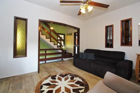 Casa com 4 Quartos à venda, 185m² no Cavalhada, Porto Alegre