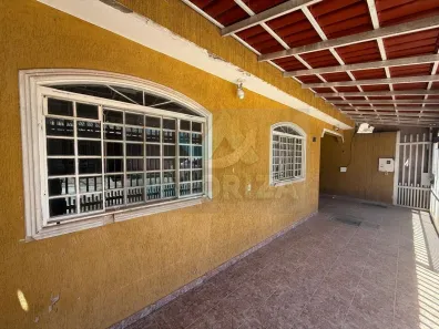 Sobrado com 4 Quartos à venda, 190m² no Ceilândia Sul, Brasília