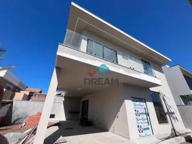 Casa com 3 Quartos à venda, 200m² no Ouro Verde, Rio das Ostras