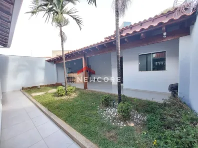 Casa com 4 Quartos à venda, 170m² no Chácaras Tubalina e Quartel, Uberlândia
