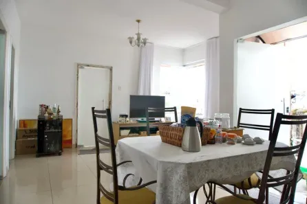 Casa com 2 Quartos à venda, 351m² no Santa Tereza, Belo Horizonte