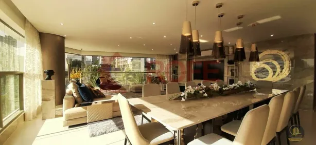 Apartamento com 3 Quartos à venda, 221m² no Moema, São Paulo