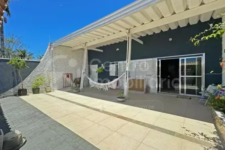 Casa com 2 Quartos à venda, 124m² no Jardim Tres Marias, Peruíbe