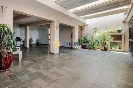 Casa com 3 Quartos à venda, 252m² no Vila Hamburguesa, São Paulo