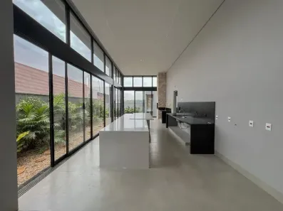 Casa de Condomínio com 4 Quartos à venda, 244m² no Granja Marileusa, Uberlândia