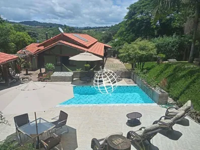 Casa com 3 Quartos à venda, 214m² no Bairro Canedos, Piracaia