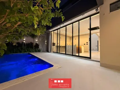 Casa com 5 Quartos à venda, 300m² no Plano Diretor Sul, Palmas