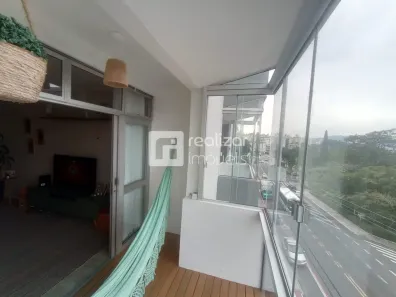Apartamento com 3 Quartos para alugar, 97m² no Coqueiros, Florianópolis