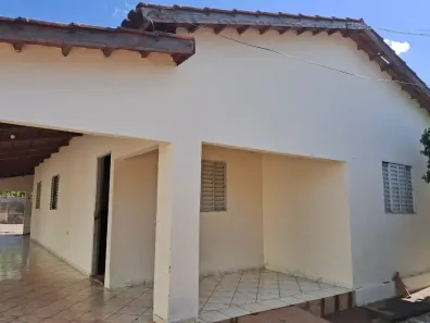 Casa com 4 Quartos à venda, 120m² no setor aeroporto, Porangatu