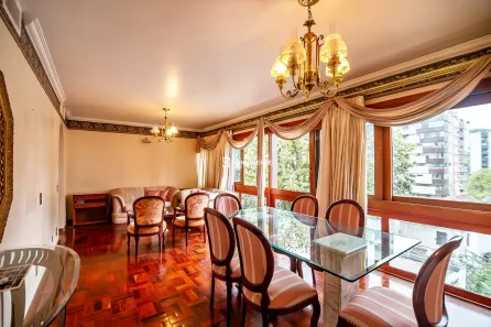 Apartamento com 3 Quartos à venda, 145m² no Moinhos de Vento, Porto Alegre