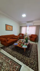 Casa com 4 Quartos à venda, 250m² no Aurora, Londrina