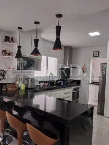 Sobrado com 3 Quartos à venda, 125m² no Castelinho, Piracicaba