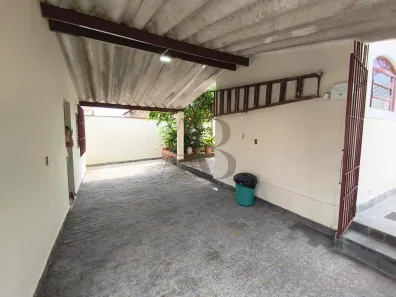 Casa com 3 Quartos à venda, 169m² no Jardim García, Campinas
