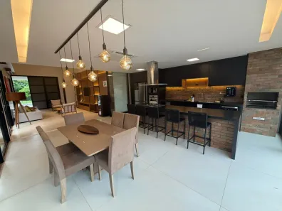 Casa de Condomínio com 4 Quartos para venda ou aluguel, 203m² no Residencial Goiânia Golfe Clube, Goiânia