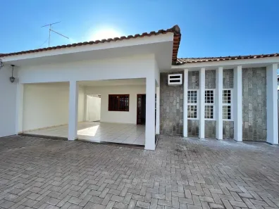 Casa com 3 Quartos para alugar, 100m² no Canelas, Várzea Grande