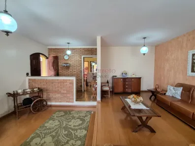 Casa com 3 Quartos à venda, 283m² no Vila São João Batista, Jundiaí