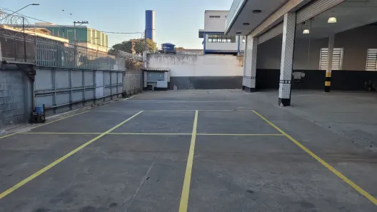 Galpão/Depósito/Armazém com 5 Quartos para alugar, 1500m² no Vila Hamburguesa, São Paulo