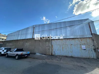 Galpão/Depósito/Armazém para alugar, 1293m² no Alto São João, Montes Claros