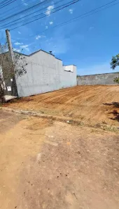 Lote/Terreno à venda, 200m² no Esplanada Primo Meneghetti, Franca