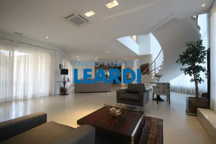 Casa de Condomínio com 5 Quartos à venda, 761m² no Alphaville, Santana de Parnaíba