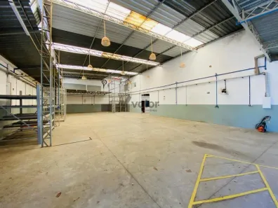 Galpão/Depósito/Armazém à venda, 628m² no Jardim São Pedro, Hortolândia