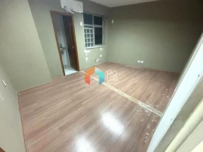 Sala Comercial à venda, 100m² no Centro, Rio de Janeiro