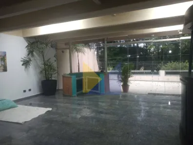 Sobrado com 4 Quartos à venda, 350m² no Jardim Maia, Guarulhos