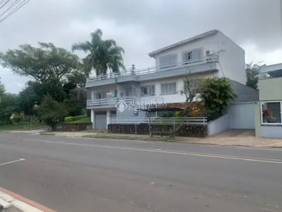 Casa com 4 Quartos à venda, 350m² no Vila Ipiranga, Porto Alegre