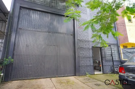 Galpão/Depósito/Armazém à venda, 370m² no Jardim Floresta, Porto Alegre