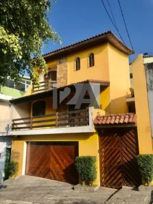 Sobrado com 3 Quartos à venda, 232m² no Ayrosa, Osasco
