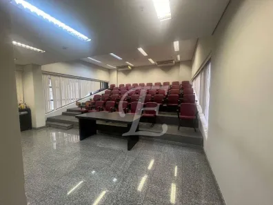 Sala Comercial para alugar, 130m² no Mirandópolis, São Paulo
