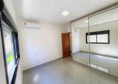 Casa de Condomínio com 4 Quartos para alugar, 240m² no Residencial Goiânia Golfe Clube, Goiânia