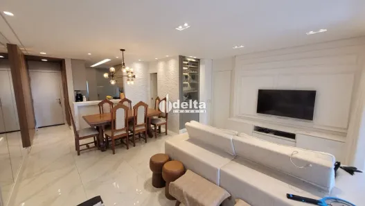 Apartamento com 3 Quartos para alugar, 109m² no Jardim Karaíba, Uberlândia