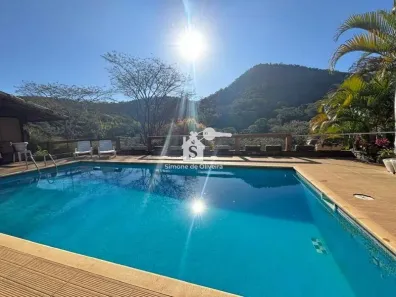 Casa com 3 Quartos à venda, 350m² no Itaipava, Petrópolis